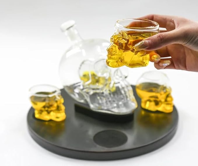 Enem Whiskey Skull Decanter Set with 4 Glasses